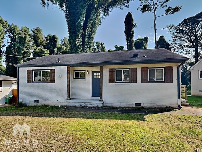 Building Photo - 2677 Tilson Rd