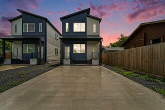 Building Photo - 3504 Delhi St