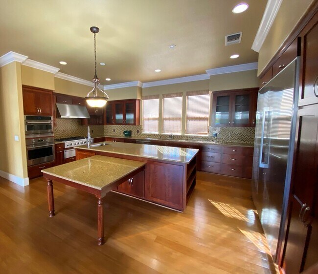 Foto del edificio - Custom Single Story Home - North Vacaville - Coming Soon