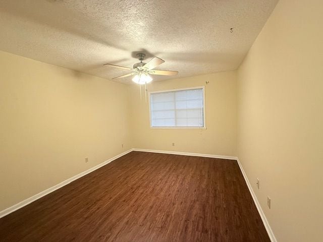 Building Photo - 1504 Hawk Tree Dr