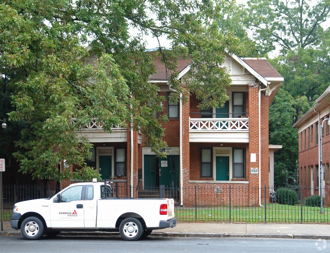 Foto del edificio - 583 NE Boulevard