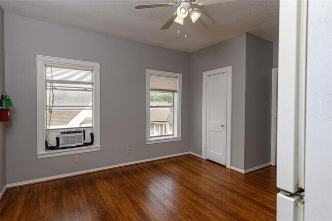 Building Photo - 4620 Clay St