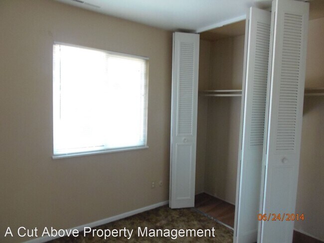 Building Photo - 4215 Deerfield Hills Rd