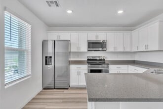 Building Photo - 12311 Harvest Sky Way