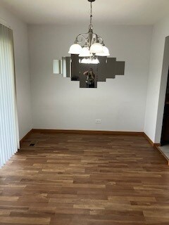 Foto del edificio - 1558 7 Pines Rd