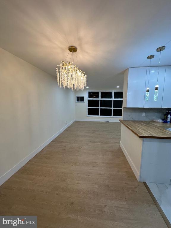 Foto del edificio - 8540 Castor Ave