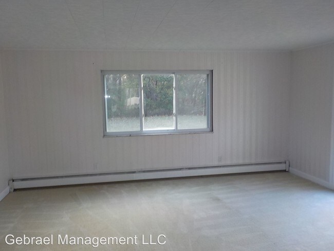 Building Photo - 1058 Cora Dr