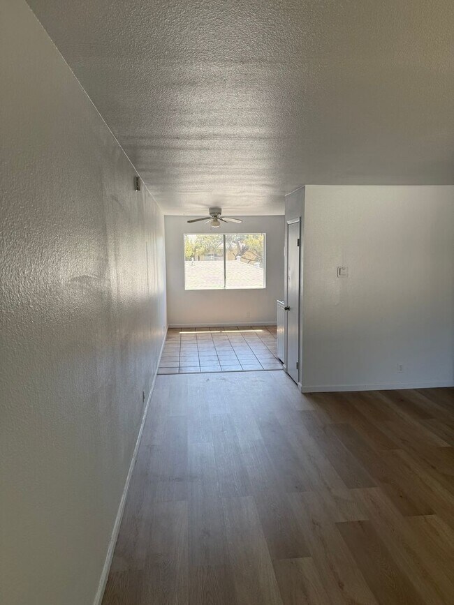 Building Photo - Pleasant 2-Bedroom, 1-Bath Condo in Antioc...