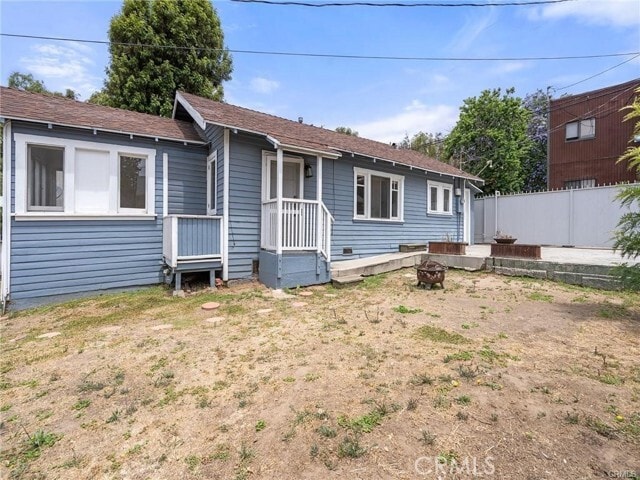 Building Photo - 759 N Loma Vista Dr