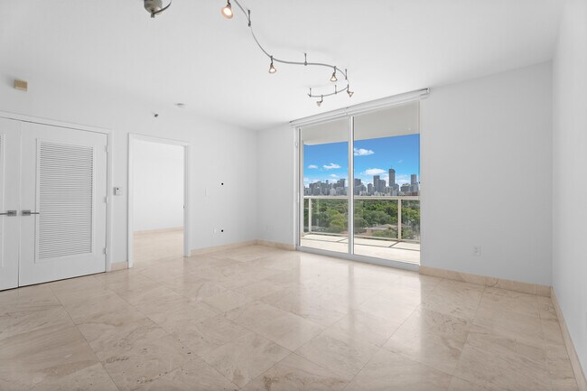 Foto del edificio - 1401 SW 22nd St