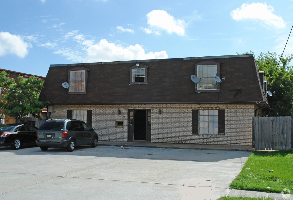 Primary Photo - 2925 Eldorado St