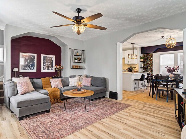 Foto del edificio - 3457 W 128th St