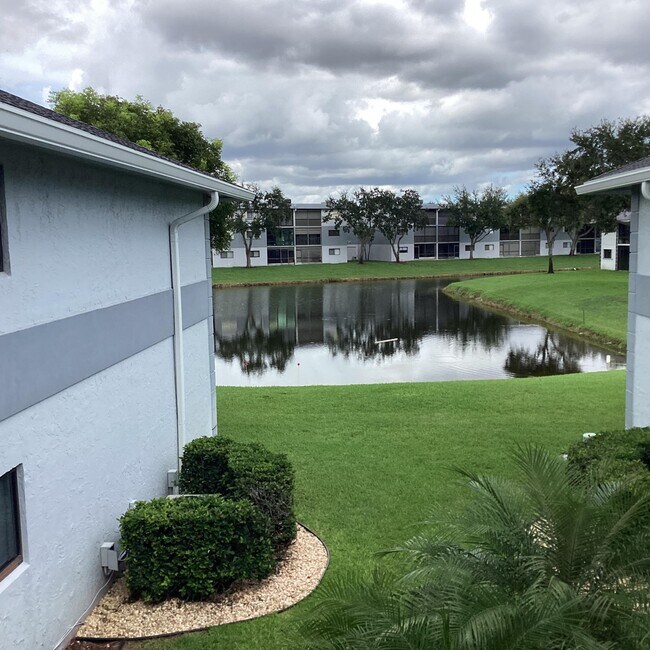 Foto del edificio - 15235 Lakes of Delray Blvd
