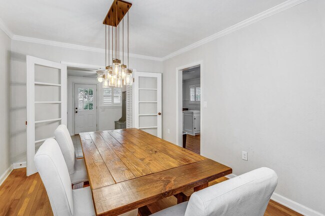 Foto del edificio - 1812 E Avery St