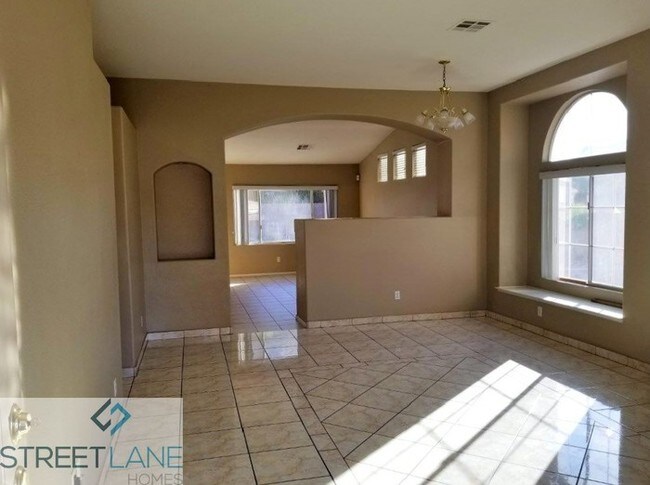 Building Photo - 2320 Orchard Valley Dr