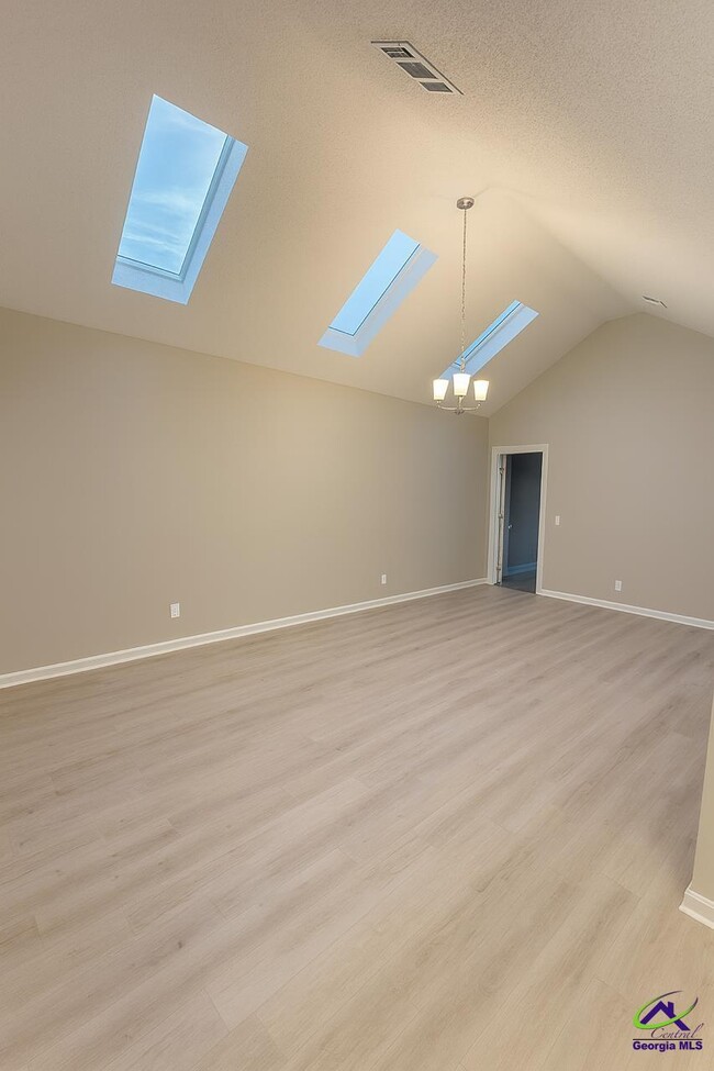 Building Photo - 102 Arbour Ct