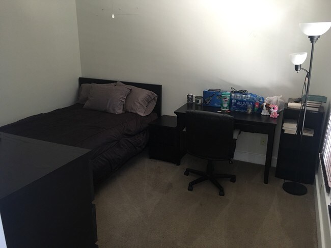 Interior Photo - 6325 Clara St