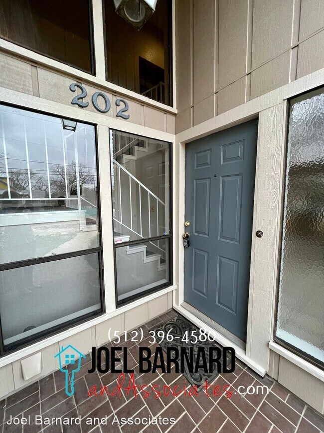 Foto del edificio - 2 br, 2 bath House - 202 Scott St