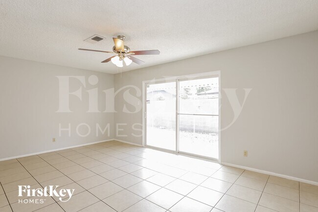 Building Photo - 2552 Masters Cir