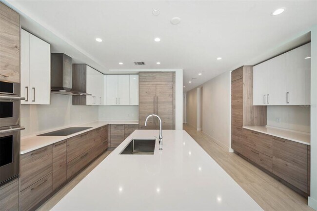 Foto del edificio - 301 1st St S