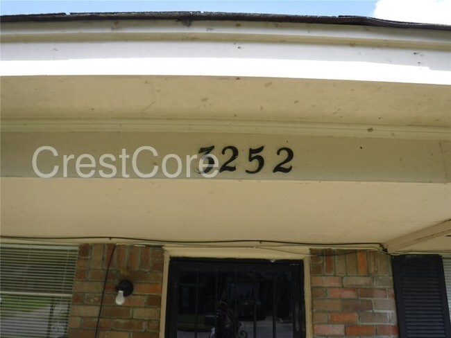 Building Photo - 3252 Amselle Cir
