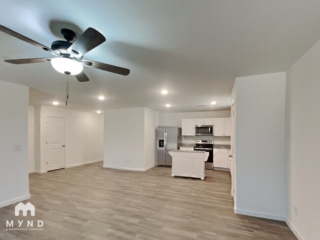 Foto del edificio - 9770 W Heather Dr