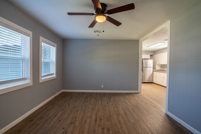 Foto del edificio - Cute Tulsa Home Available Now! 2 bedrooms ...