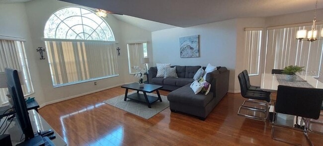 Building Photo - 5017 Laguna Bay Cir