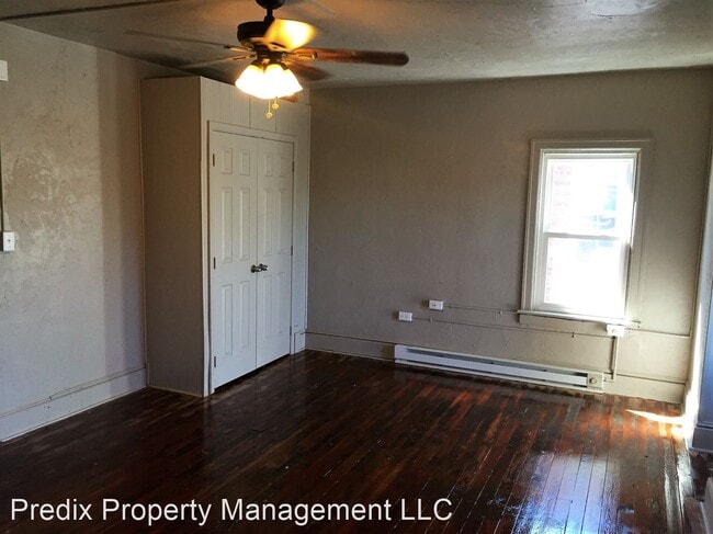 Building Photo - 1307 W Market St