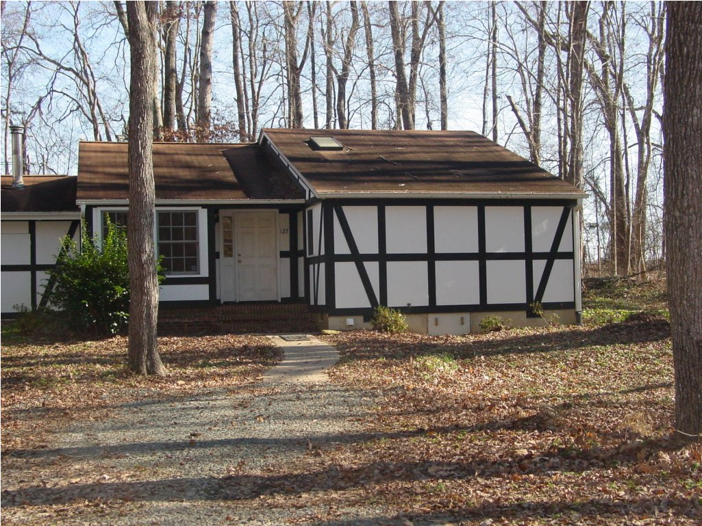 127 Wild Primrose Ln, Chapel Hill, NC 27514 House Rental in Chapel