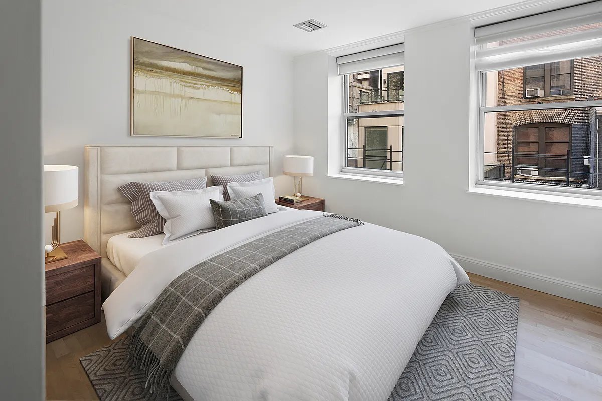 Foto principal - 253 W 73rd St