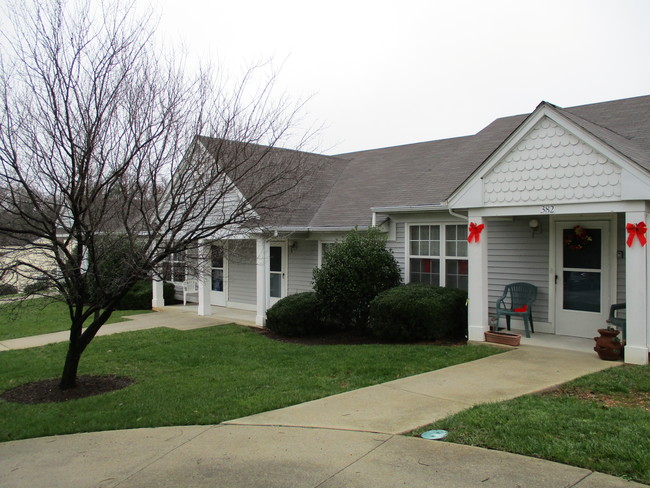 Community - Norcroft Townhomes-55 and older