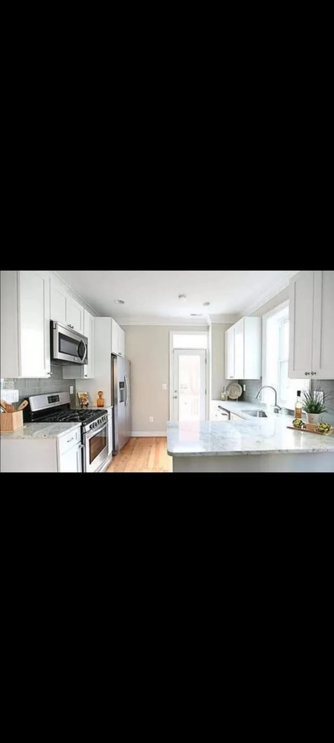 Building Photo - 6409 7th St NW