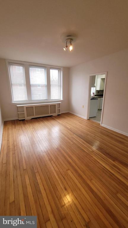 Building Photo - 120 S 49th St