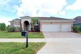 Building Photo - 1185 Dromin Ln