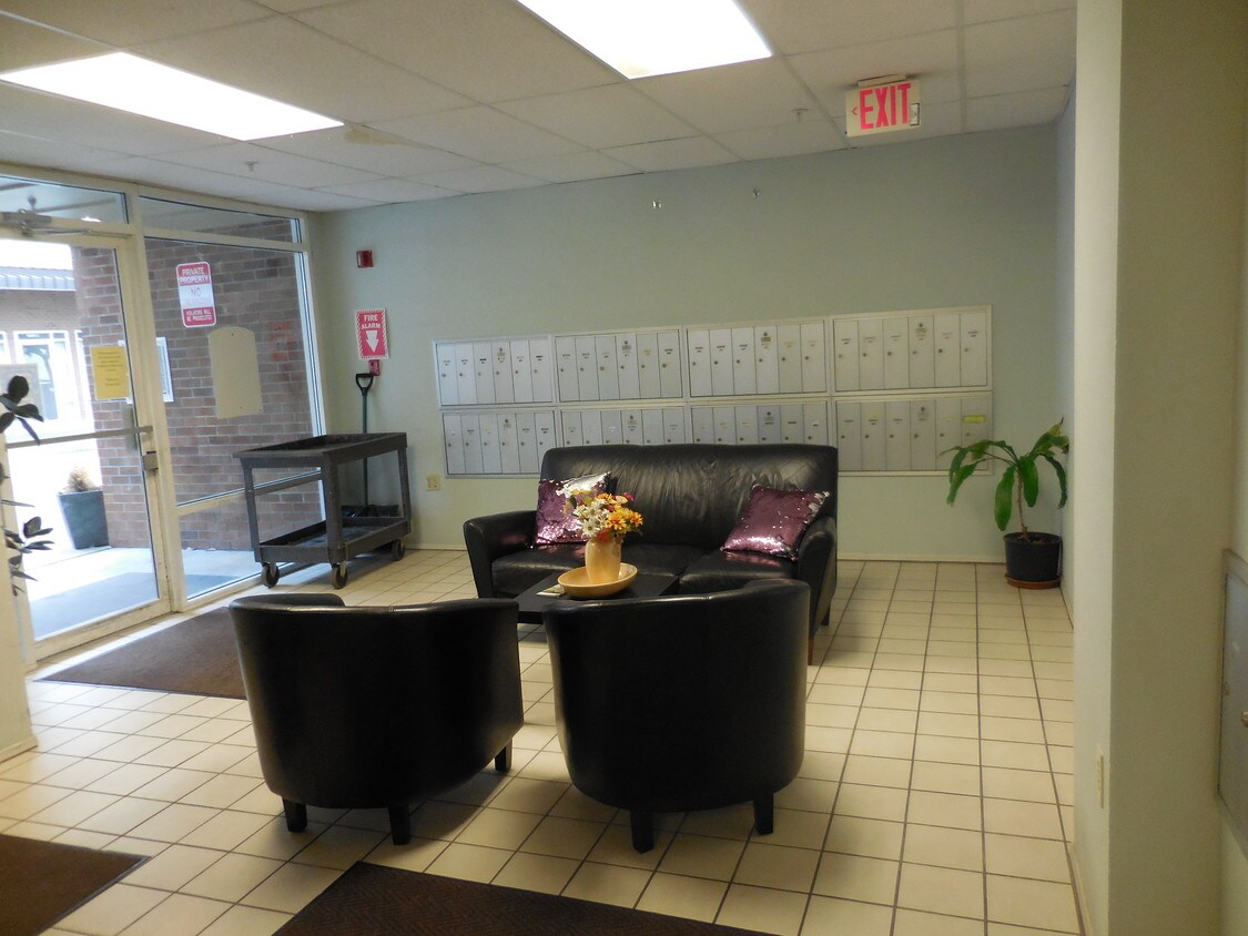 Foto principal - 334 Wells Ave S