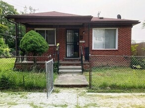 Building Photo - 15852 Wabash St