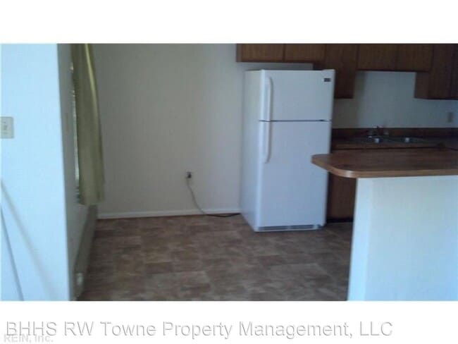 Foto del edificio - 2 br, 1 bath House - 9643 Beaumont Street #B