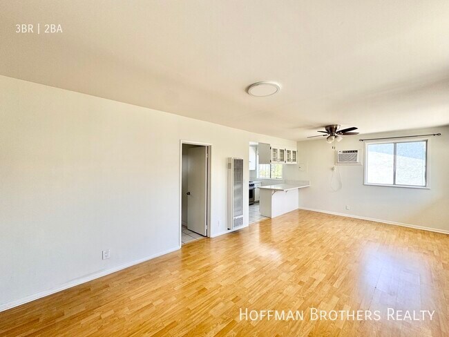 Foto del edificio - 5419 Harold Way