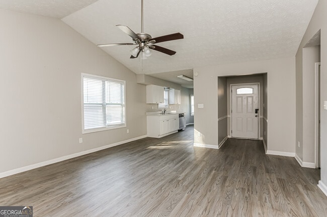 Building Photo - 10442 Tara Beach Cir