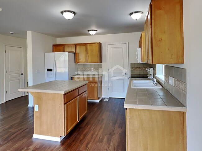Foto del edificio - 2530 191st Street Ct E