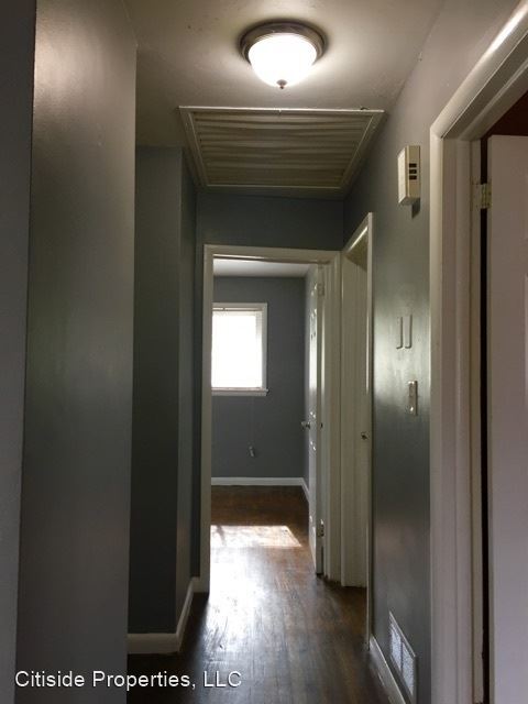 Building Photo - 3 br, 1.5 bath House - 1616 West Austin Rd