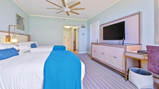 Building Photo - 455 Grand Bay Dr