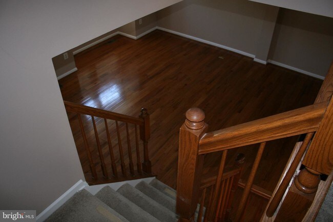 Building Photo - 7105 Fox Harbor Way