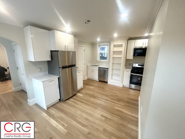 Building Photo - 190 3rd St