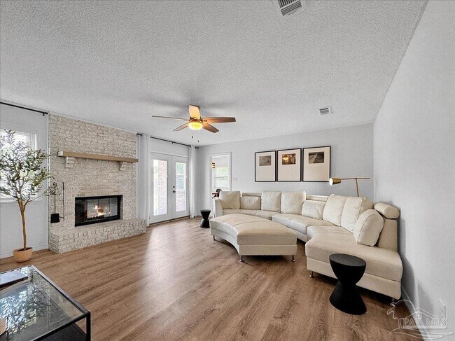 Foto del edificio - 12148 Sage Ave