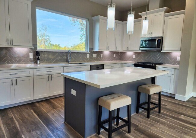 Foto del edificio - 2615 Huntington Creek Ln