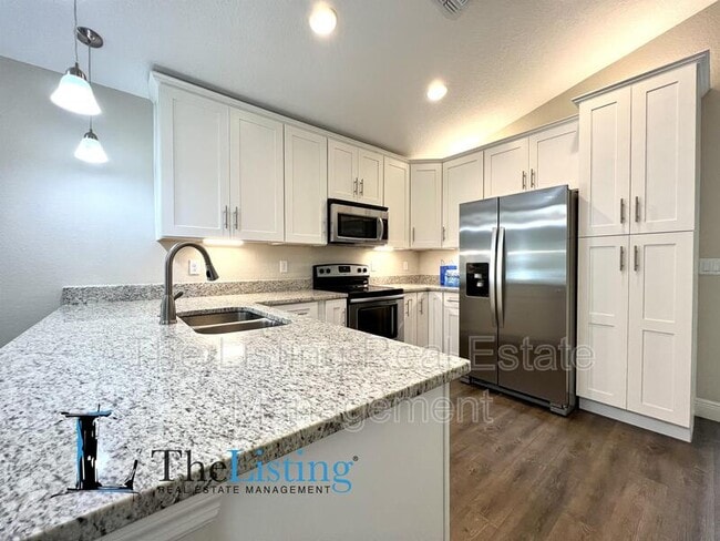 Building Photo - 8593 Plumeria Ave