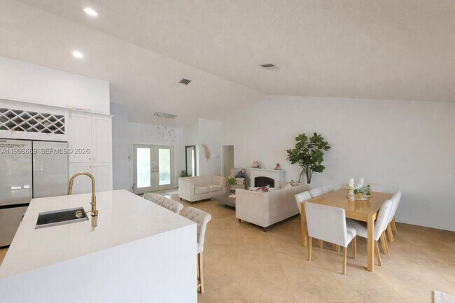 Foto del edificio - 9592 Majestic Way