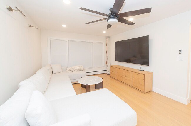 Foto del edificio - 4030 N Mozart St